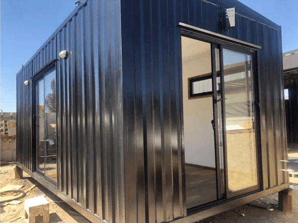 1-10.png Modularer Container Noyer 6x3m – 18m² – Bild 1