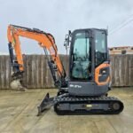 Doosan DX27Z–7 + 3 SCHAUFELN – Minibagger 2,7T