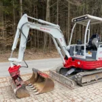 TAKEUCHI TB23R + 3 SCHAUFELN – Minibagger 2,5T